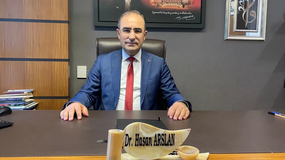 Arslan’dan ayetlere “saçma” diyen CHP sözcüsüne sert tepki